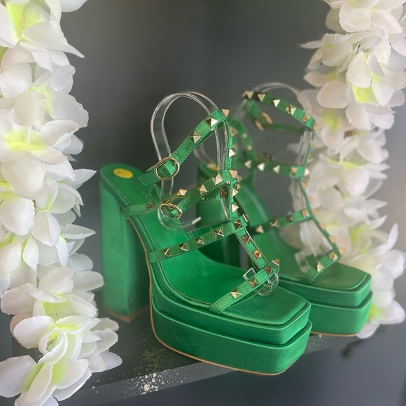 “BEE” Green Satin Studded Platform Heels - Picture 3 of 3